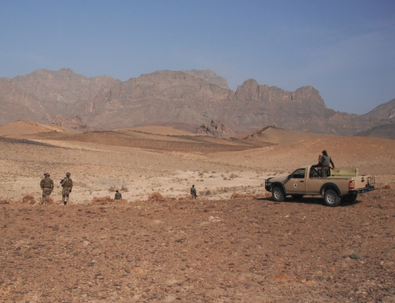 Forze dell’Esercito e della Polizia afgani con dotte con il sostegno dei militari italiani.JPG