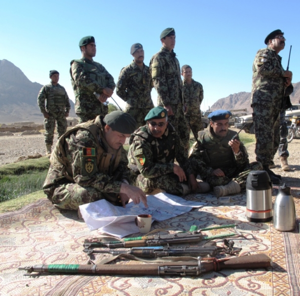 Zafar 15 - Armi sequestrate dall'esercito afghano RID