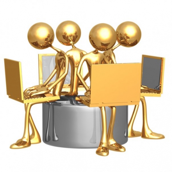 Nuovi media, ogni italiano resta “connesso” due ore al giorno