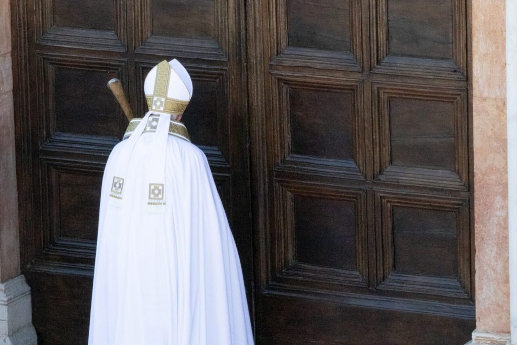 L’Aquila capitale del perdono: convegno sulla misericordia