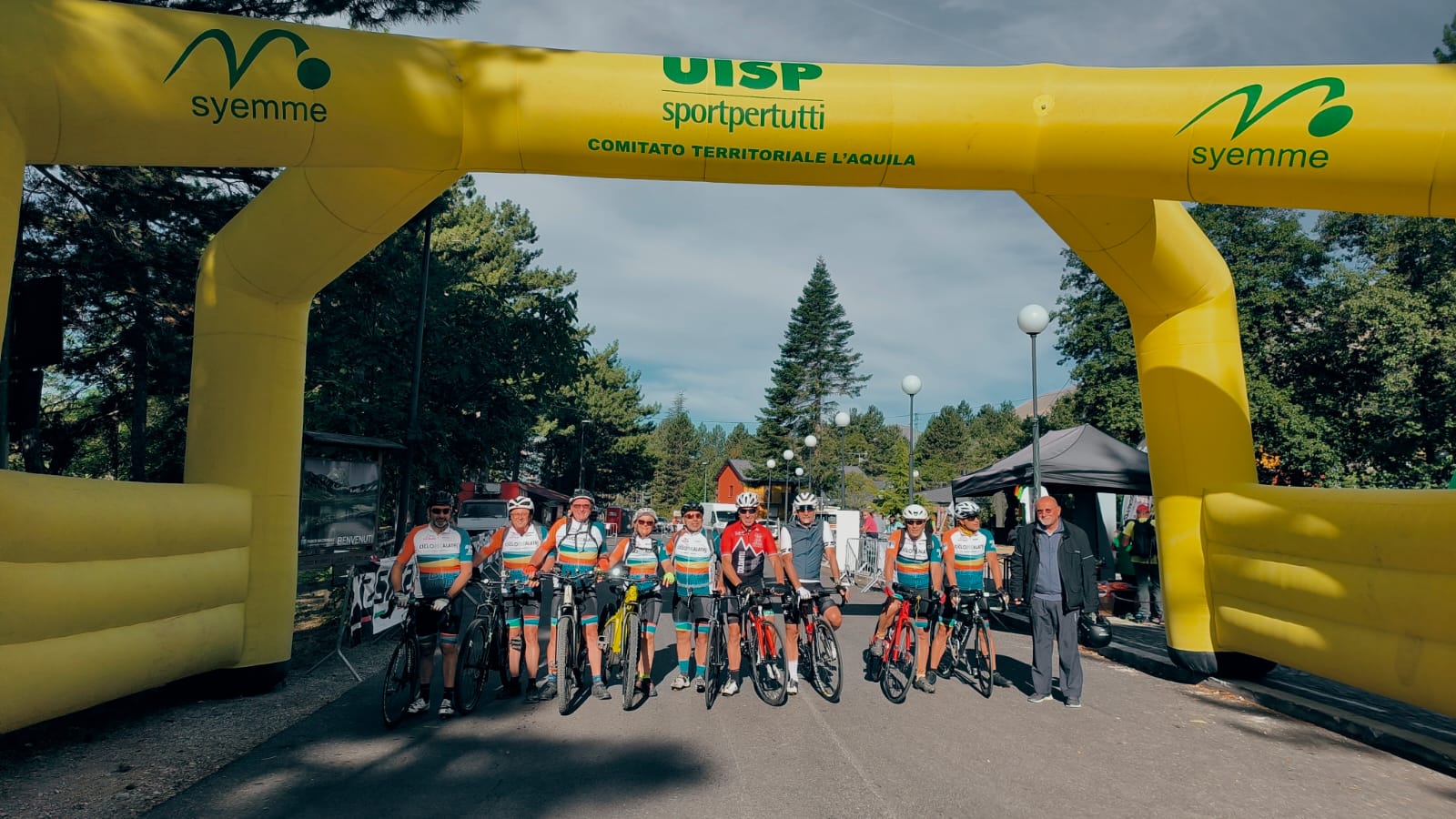 Gran Sasso bike day: mille ciclisti per ricordare Mauro Mannucci