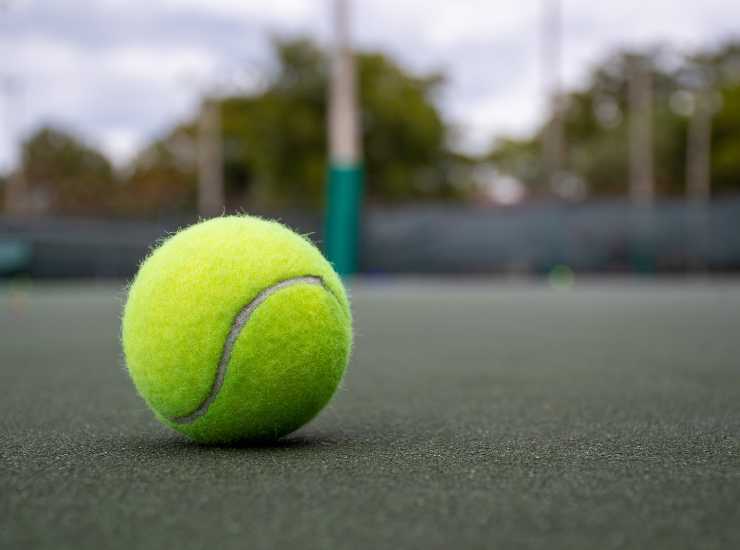 Ammorbidente gratis per chi gioca a tennis - Aquilatv.it (Fonte foto Canva)