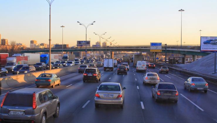 Autostrada, come comportarsi secondo il CdS - aquilatv.it - 20251027