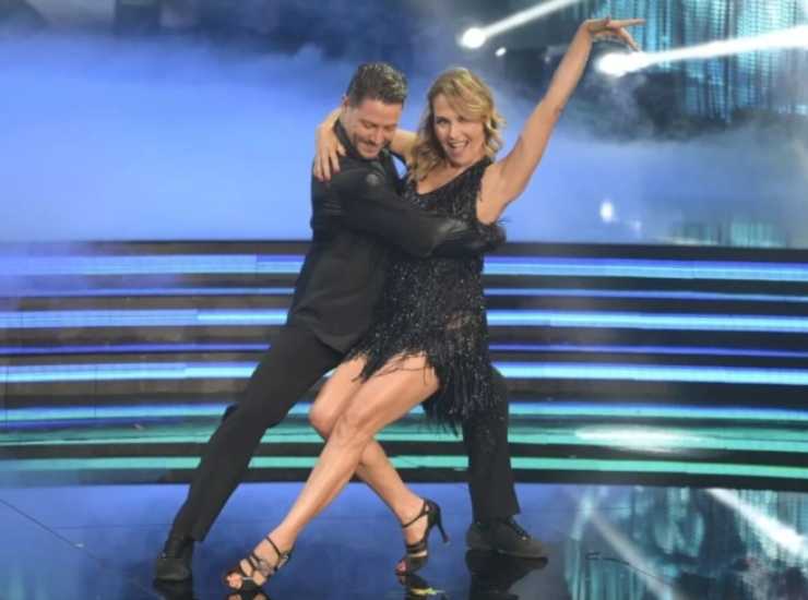 Ballando con le Stelle forti critiche a Barbara D'Urso - Aquilatv.it