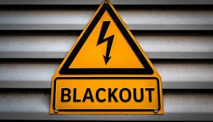 Blackout mondiale si ferma tutto - Aquilatv.it (Fonte foto Canva)