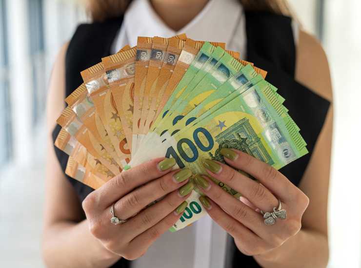 Inps ti tolgono 200 euro dal conto - Aquilatv.it (Fonte foto Canva)