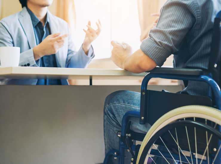 Pensione di invalidità canalizzata subito - Aquilatv.it (Fonte Foto Canva)