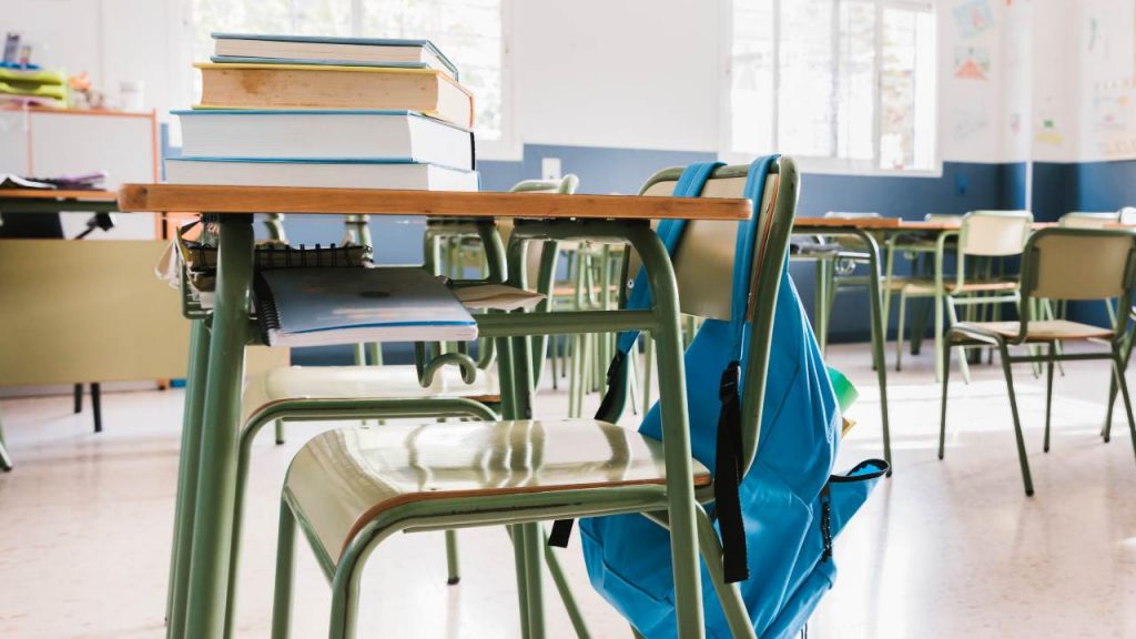 Scuole chiuse, ecco dove - aquilatv.it - 20251014