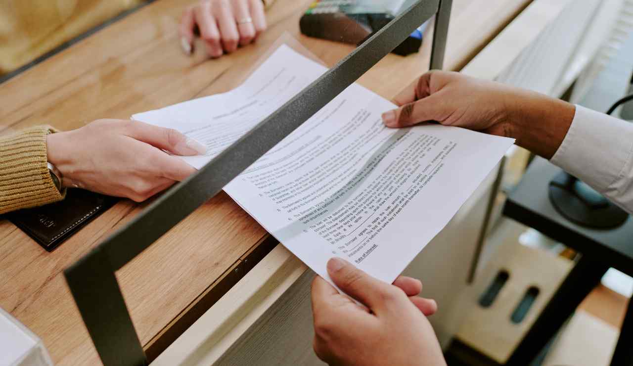 Segnalati nella Crif - Aquilatv.it (Fonte foto Canva)