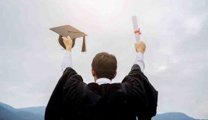 Università attenzione a quale scegli - Aquilatv.it (Fonte foto Canva)