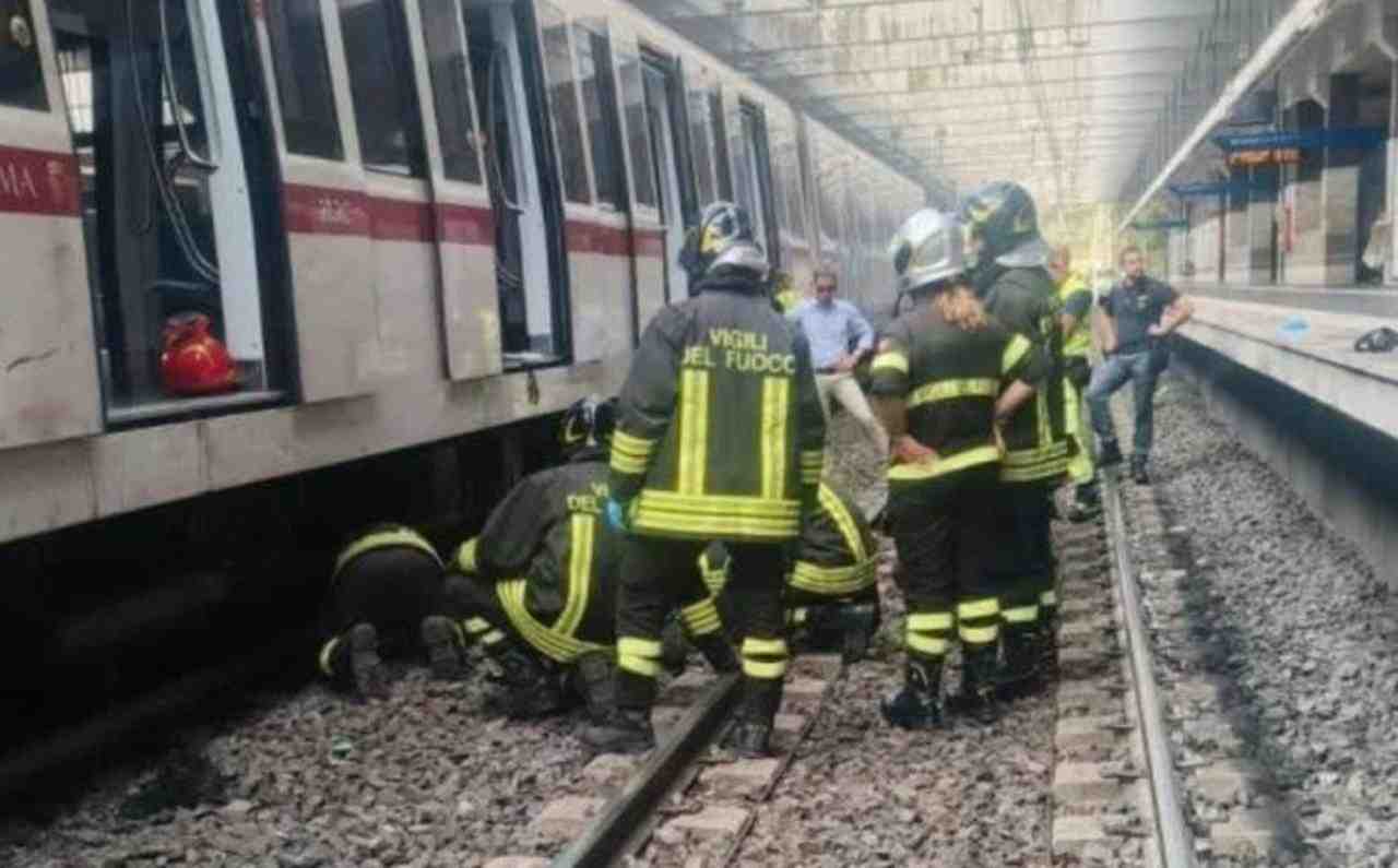 Hanno ritrovato il corpo, il giovane 22enne si è buttato sotto il treno | Solo adesso hanno scoperto che era il figlio di…